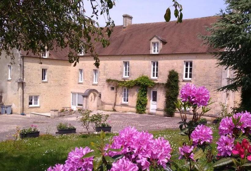 ベッドアンドブレックファースト La Charretterie