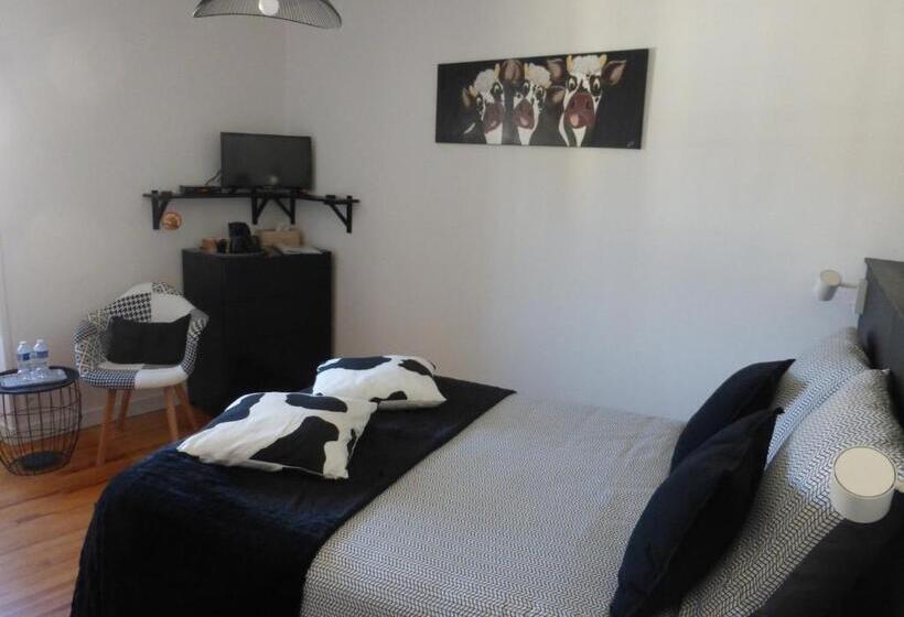 ベッドアンドブレックファースト La Charretterie