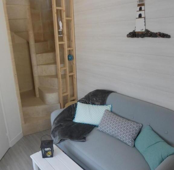 ベッドアンドブレックファースト La Charretterie