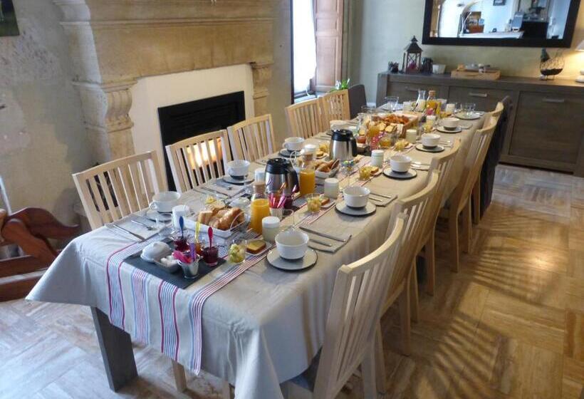 ベッドアンドブレックファースト La Charretterie