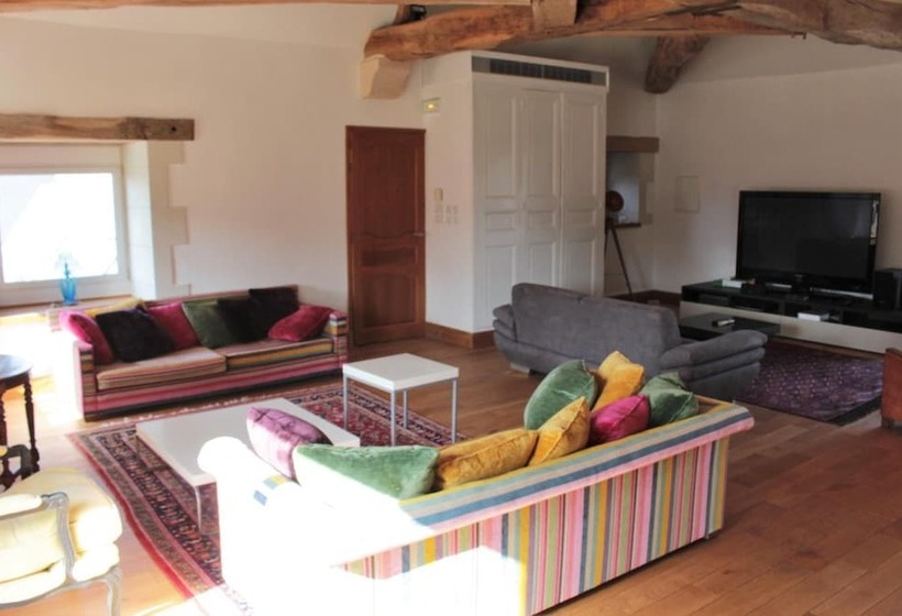 צימר La Poignardière