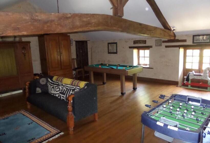 مبيت وإفطار La Roseraie