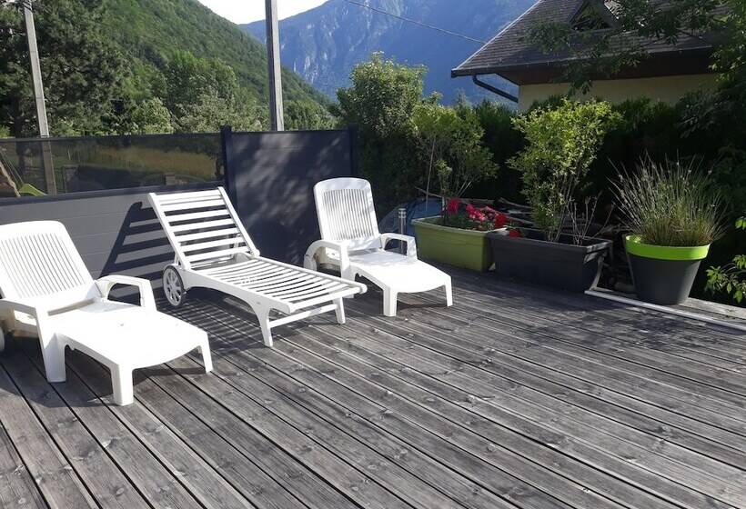 مبيت وإفطار L'entre 2 Cols