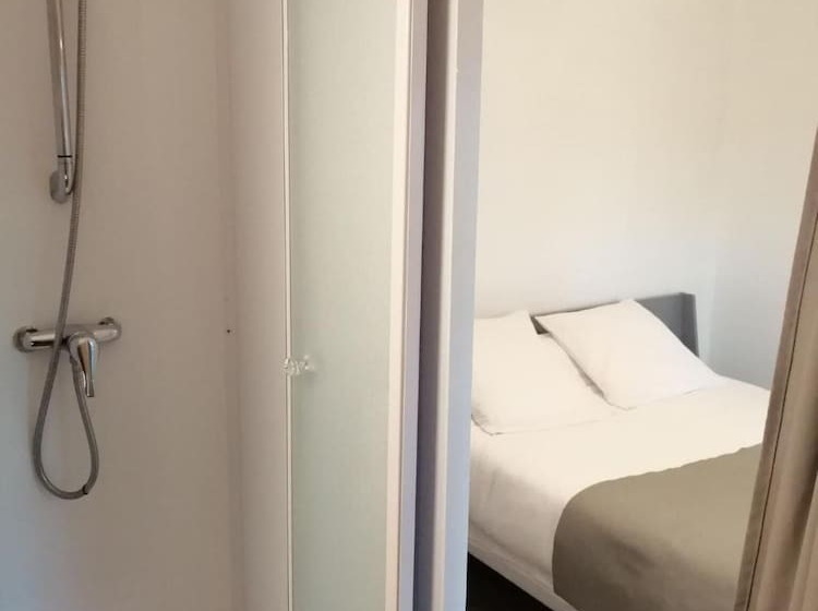 ホテル Auberge Saint Christophe