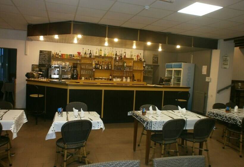 Отель Auberge Saint Christophe