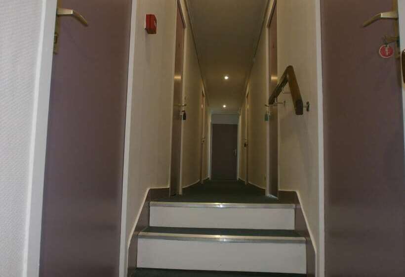 Отель Auberge Saint Christophe