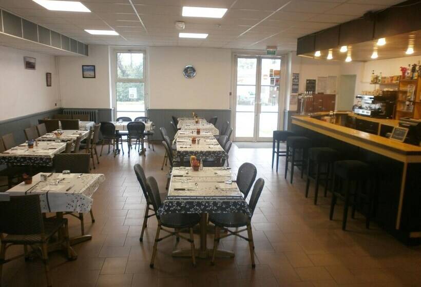 ホテル Auberge Saint Christophe