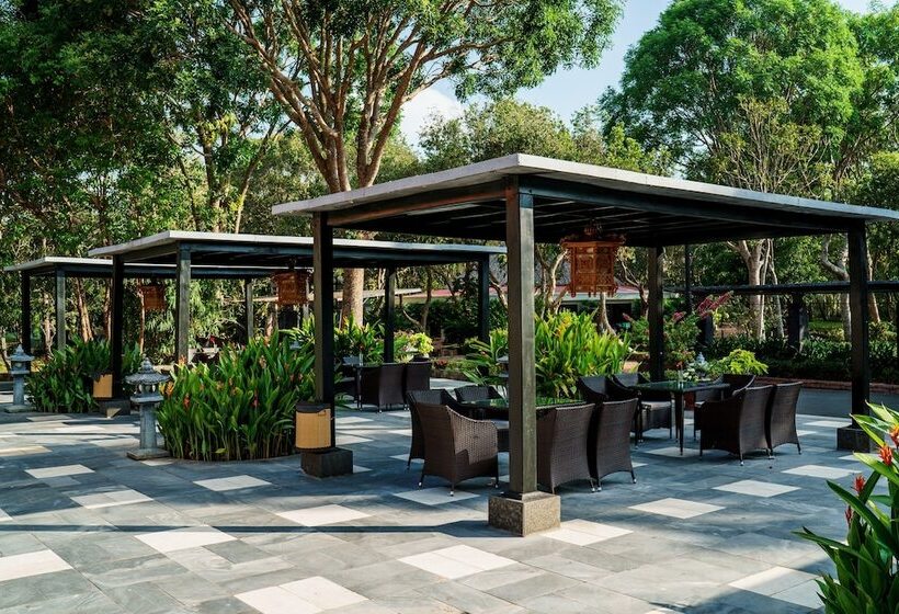 هتل Minera Hot Springs Binh Chau