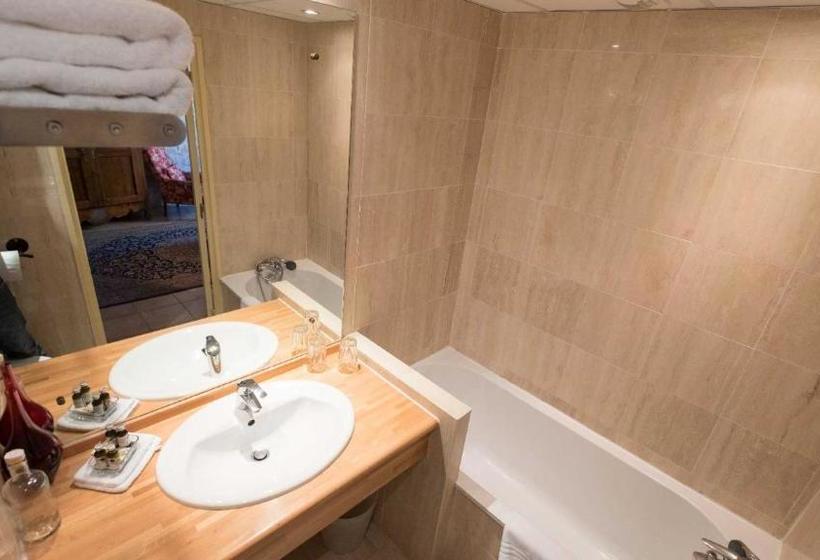 Отель L Ancienne Auberge