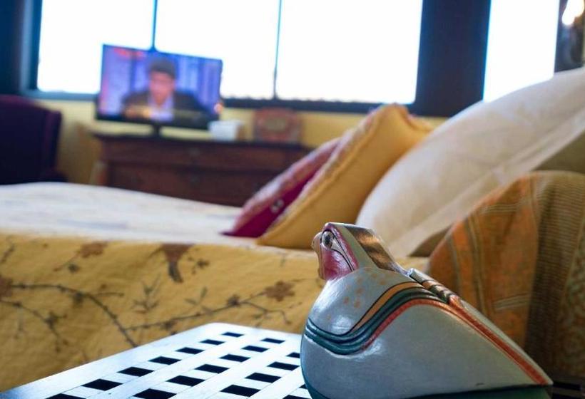 Отель L Ancienne Auberge