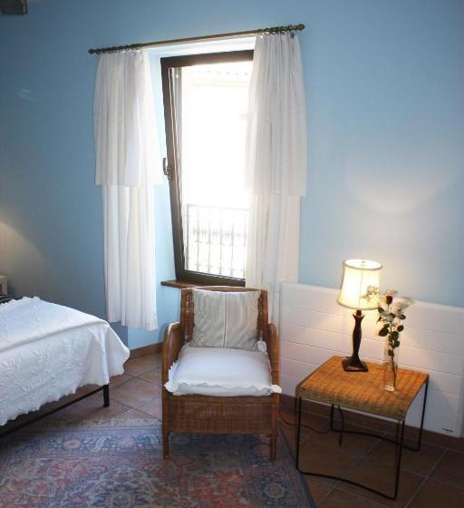 Отель L Ancienne Auberge