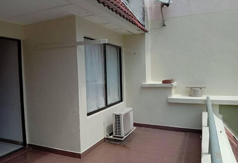 ホテル Paradise Lagoon Apartment