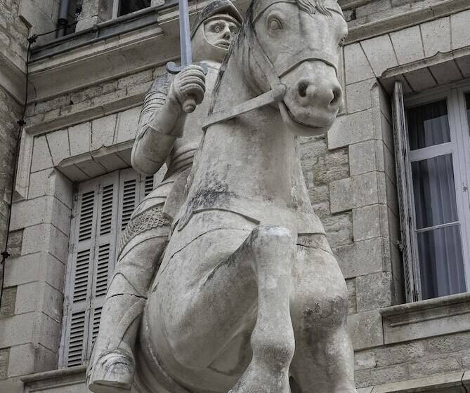 Пансион Château Des Chevaliers De Londigny