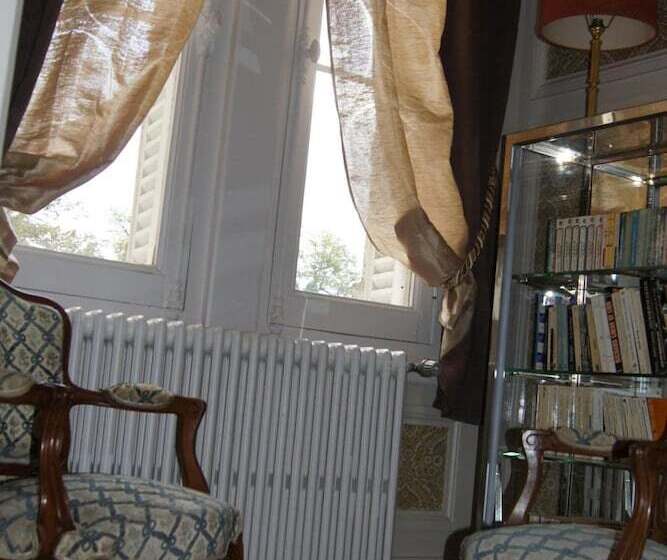 Пансион Château Des Chevaliers De Londigny