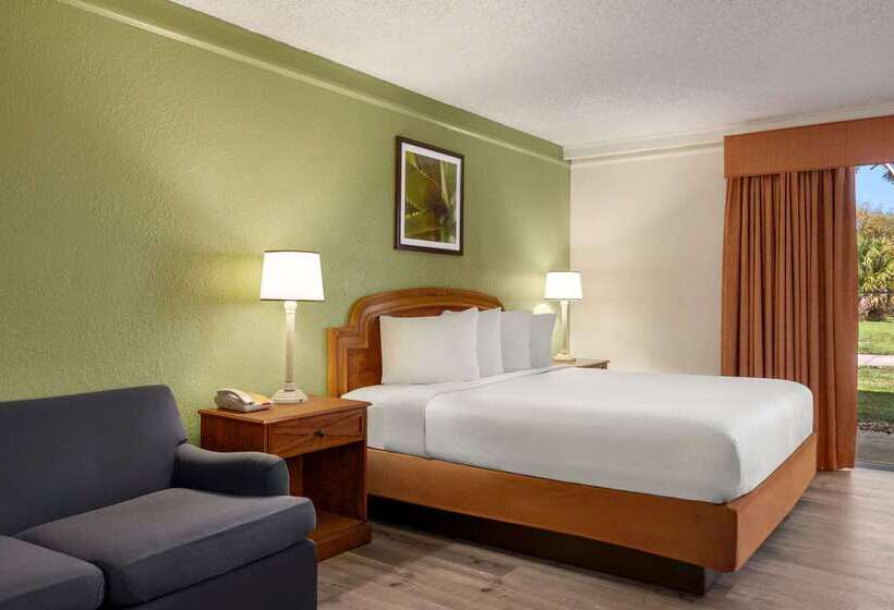 호텔 Baymont By Wyndham Daytona Beach   Intl Speedway