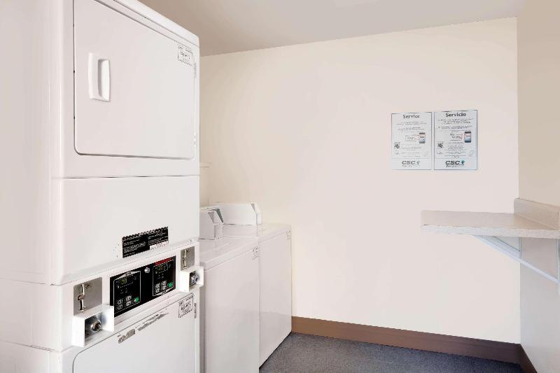 فندق Baymont By Wyndham Daytona Beach   Intl Speedway