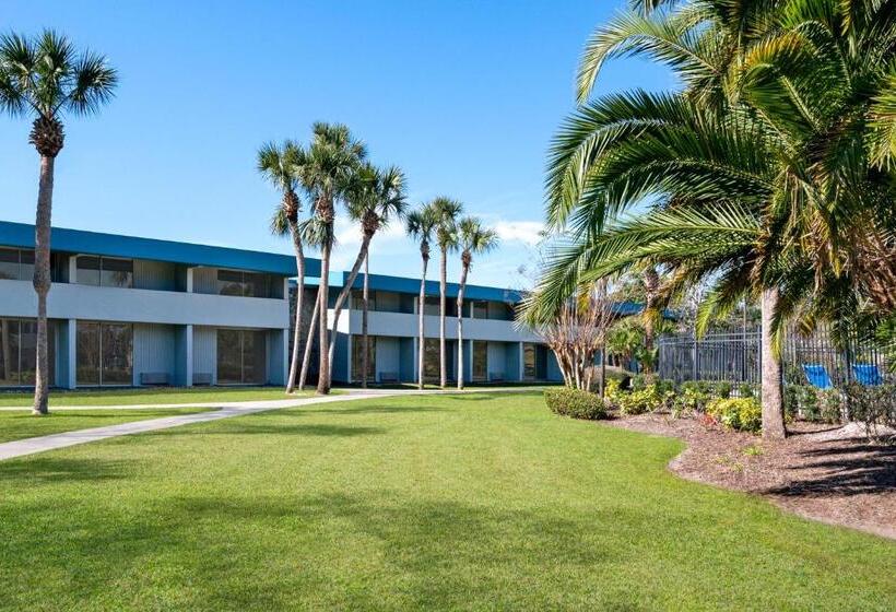 فندق Baymont By Wyndham Daytona Beach   Intl Speedway