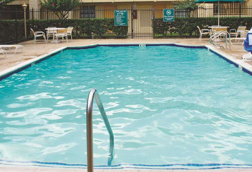 호텔 Baymont By Wyndham Houston La Porte