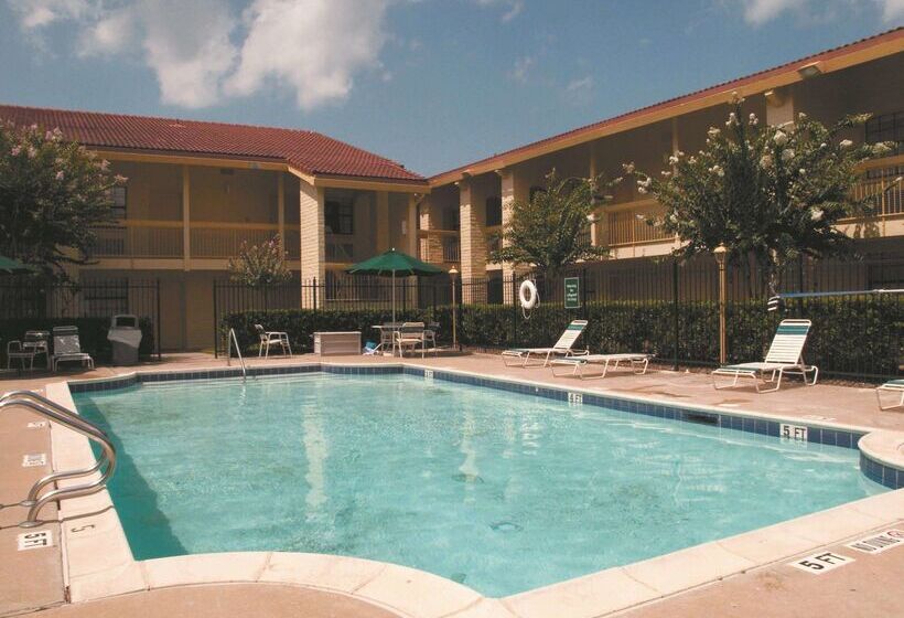 호텔 Baymont By Wyndham Houston La Porte