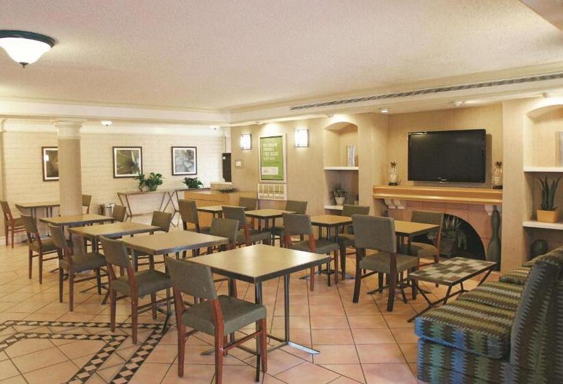 호텔 Baymont By Wyndham Houston La Porte