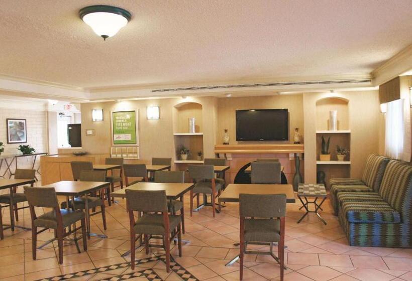 호텔 Baymont By Wyndham Houston La Porte