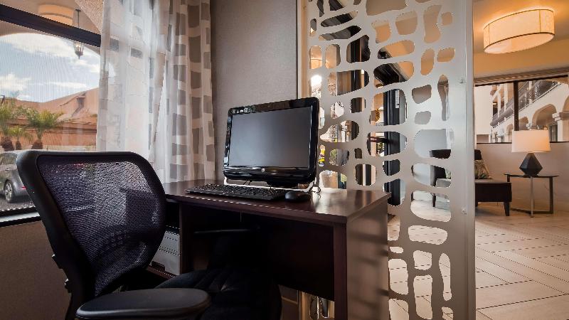 فندق Best Western Los Alamitos Inn & Suites