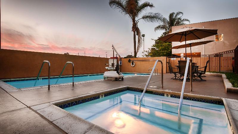 فندق Best Western Los Alamitos Inn & Suites