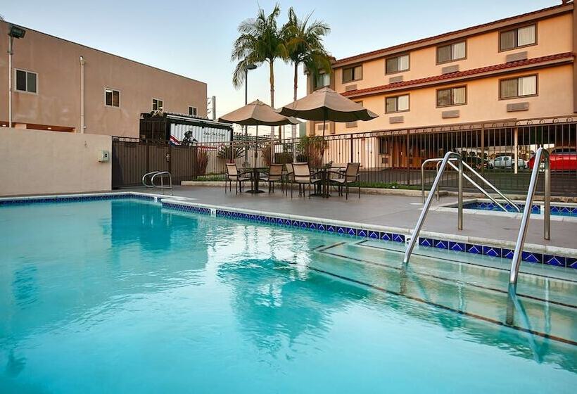 فندق Best Western Los Alamitos Inn & Suites
