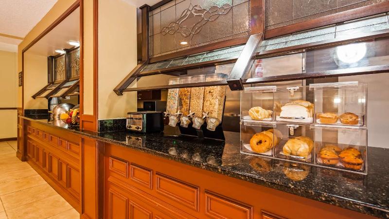 فندق Best Western Plus Anderson