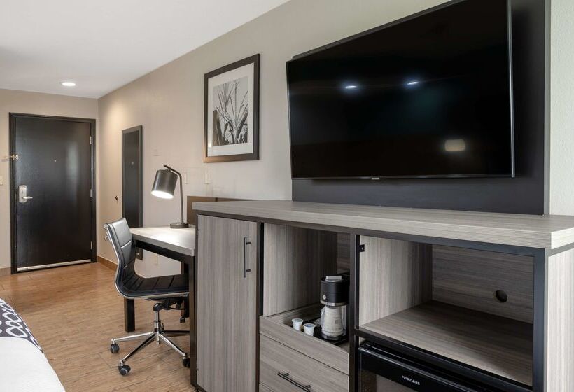 فندق Best Western Plus Greenwood Indy South Inn