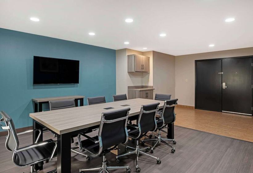 فندق Best Western Plus Greenwood Indy South Inn