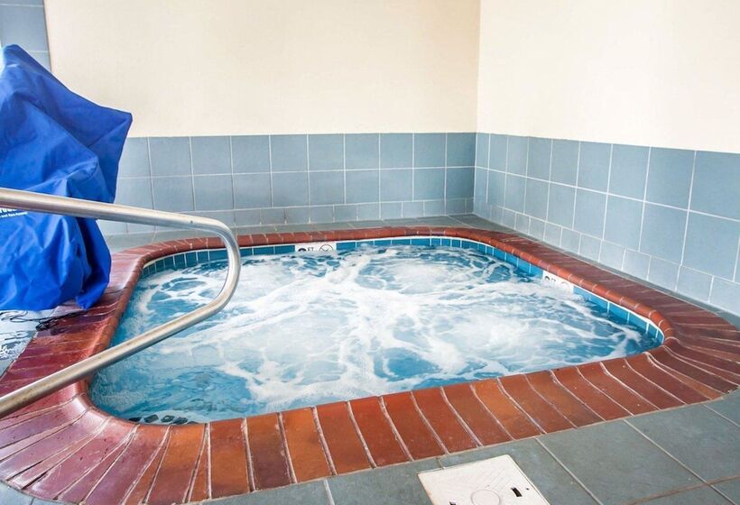 בית מלון כפרי Comfort Inn Bourbonnais Near I57