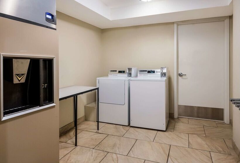 ホテル Country Inn & Suites By Radisson, Grandvillegrand Rapids West, Mi