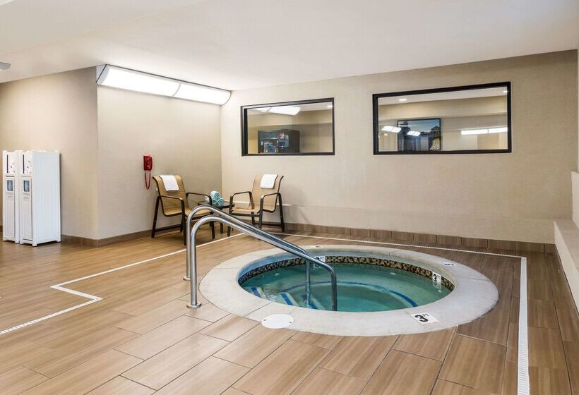 ホテル Country Inn & Suites By Radisson, Grandvillegrand Rapids West, Mi