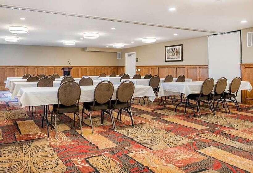 ホテル Country Inn & Suites By Radisson, Grandvillegrand Rapids West, Mi