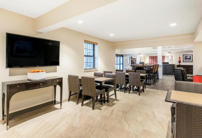 ホテル Country Inn & Suites By Radisson, Grandvillegrand Rapids West, Mi