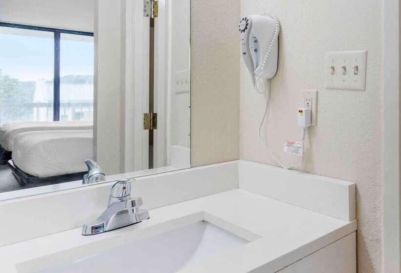 Отель Extended Stay America Suites   Bristol