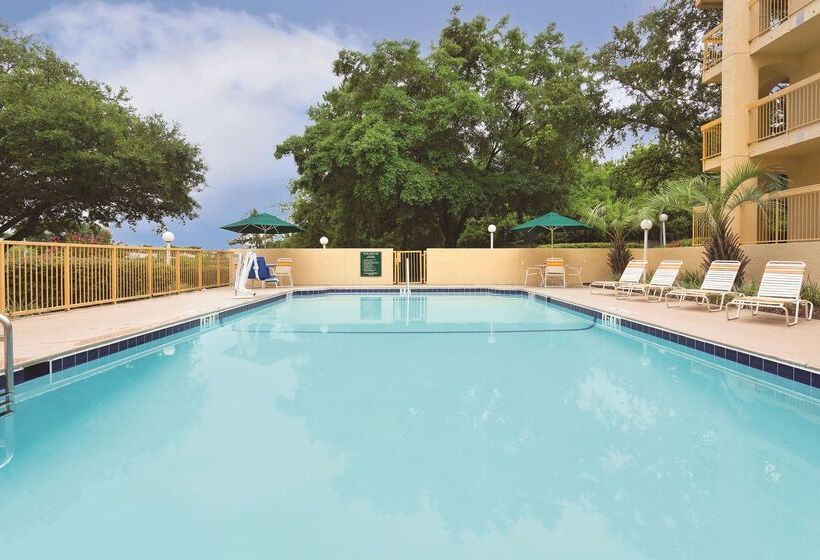 فندق Days Inn By Wyndham Gainesville Florida