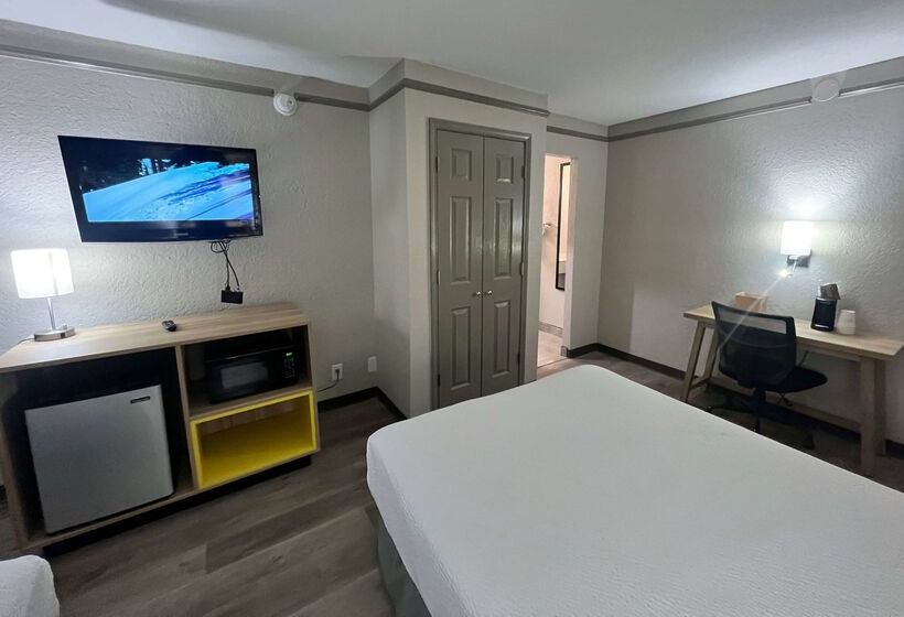 فندق Days Inn By Wyndham Sulphur West