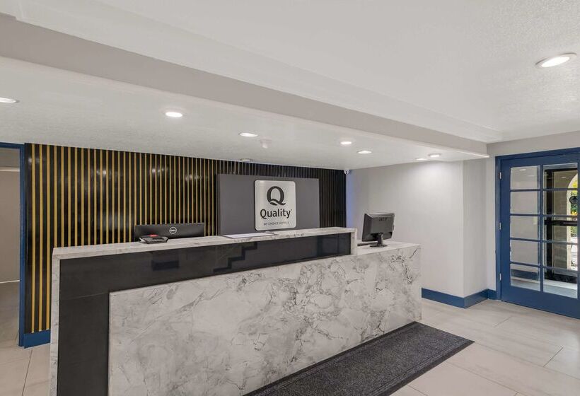 Отель Quality Inn & Suites Altamonte Springs Orlando North