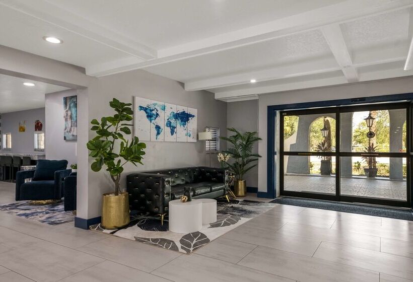 Отель Quality Inn & Suites Altamonte Springs Orlando North