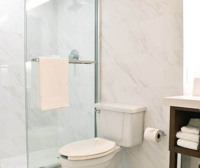 Delta Hotels By Marriott Indianapolis East