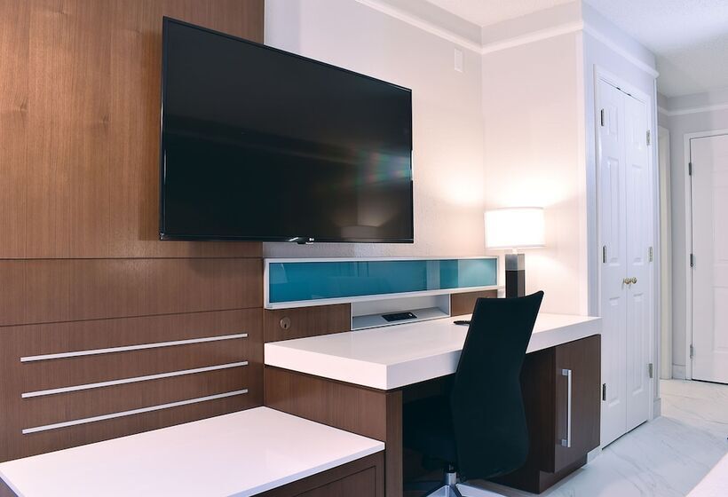 Delta Hotels By Marriott Indianapolis East