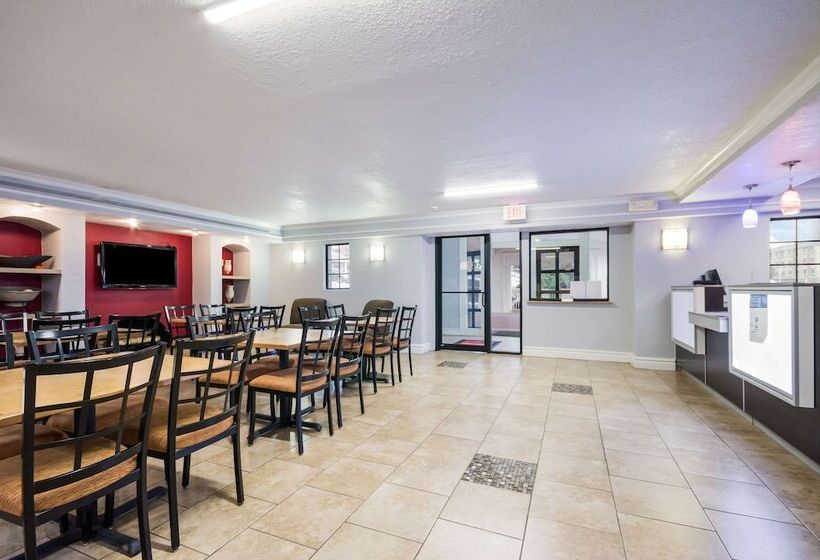 فندق Econo Lodge