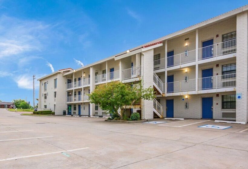 فندق Econo Lodge