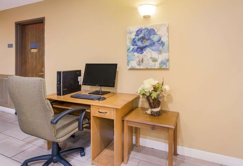 فندق Econo Lodge