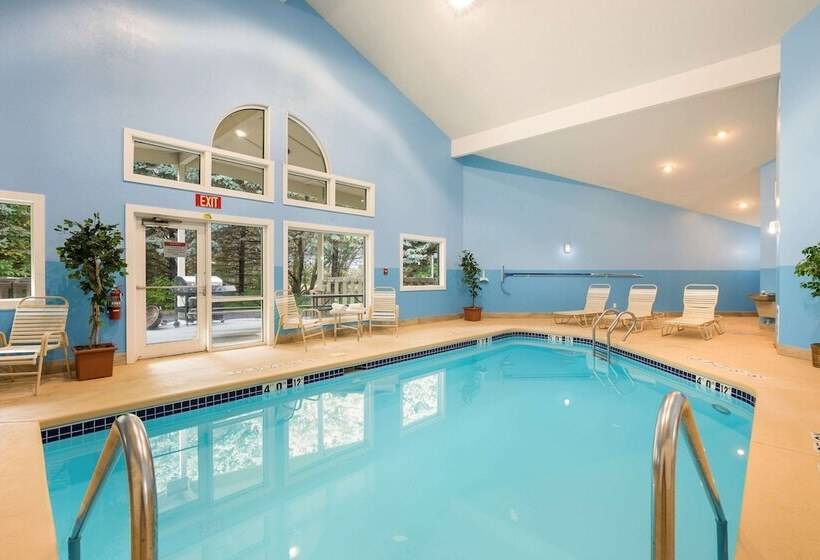 فندق Econo Lodge