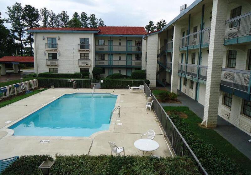 فندق Knights Inn   Lithonia