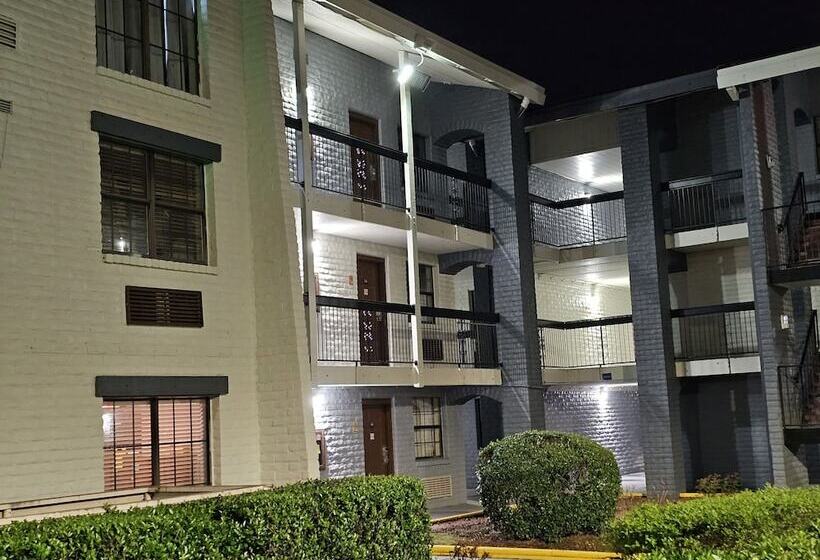 فندق Knights Inn   Lithonia