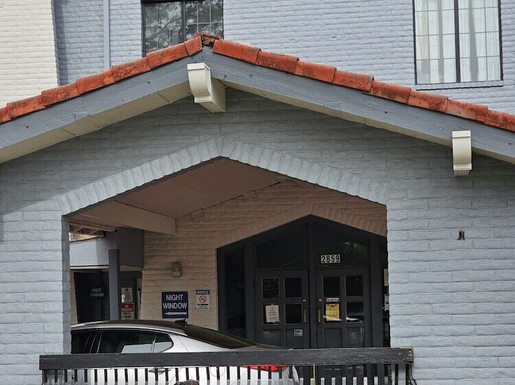 فندق Knights Inn   Lithonia